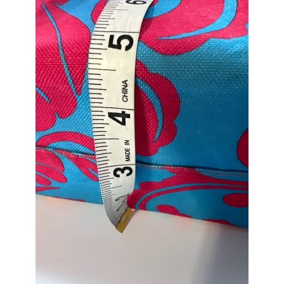 Lily Pulitzer by Estée Lauder Stylish Blue and Red Tote Bag - Picture 8 of 9